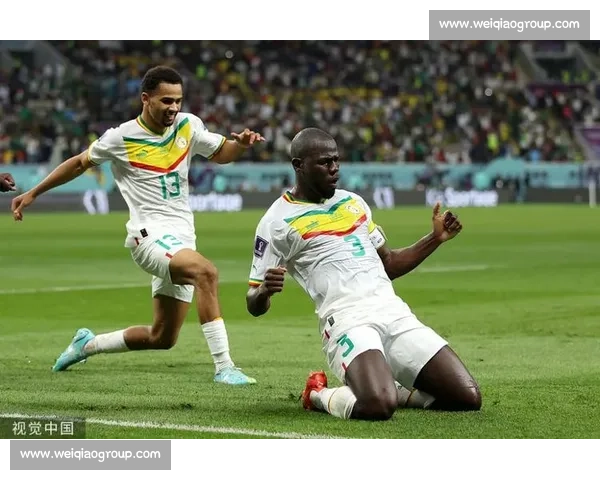 南美劲旅全线告捷,世界杯预选赛格局愈发激烈 南美劲旅全线告捷,世界杯预选赛格局愈发激烈